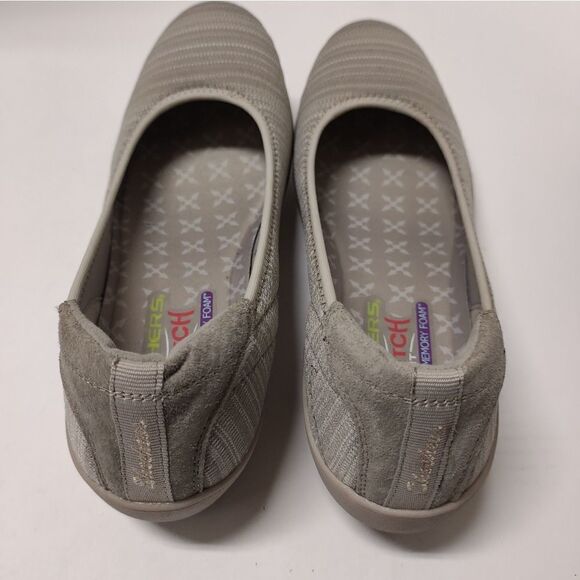 Skechers Kiss Secret Memory Foam  Women Shoe - Picture 3 of 5
